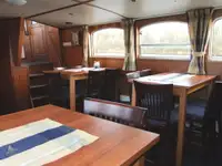 Passenger, live aboard SI 35 pax