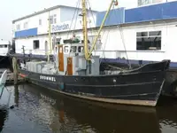 DIVE/WORK BOAT